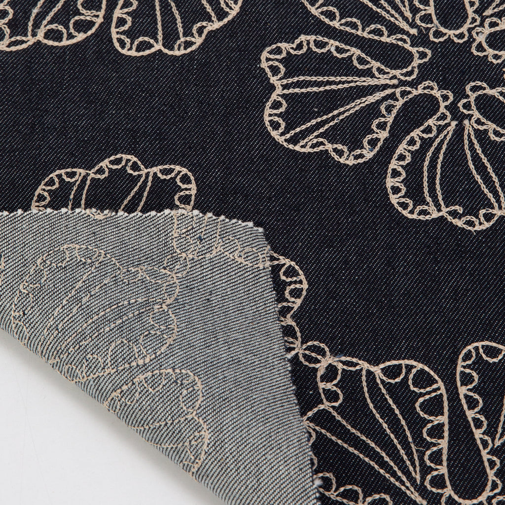 LACES G1354