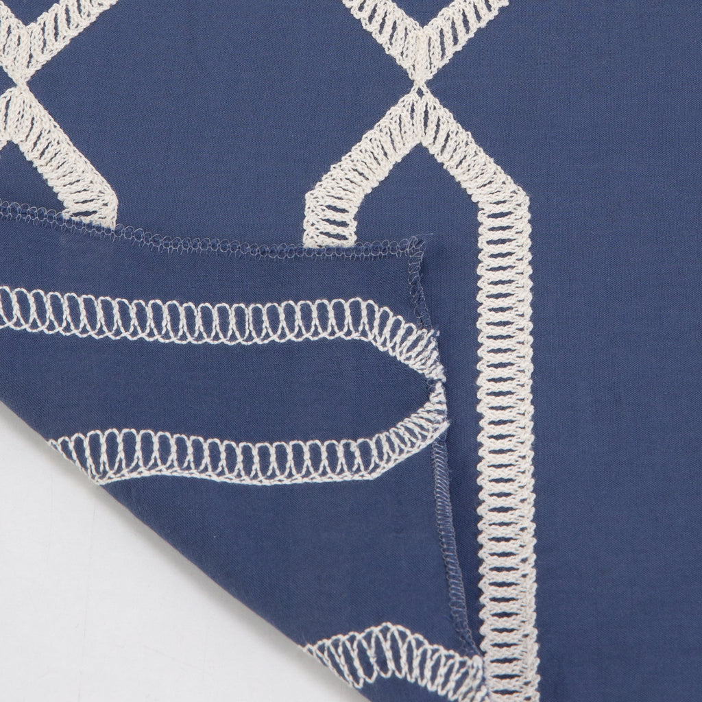 LACES G2356