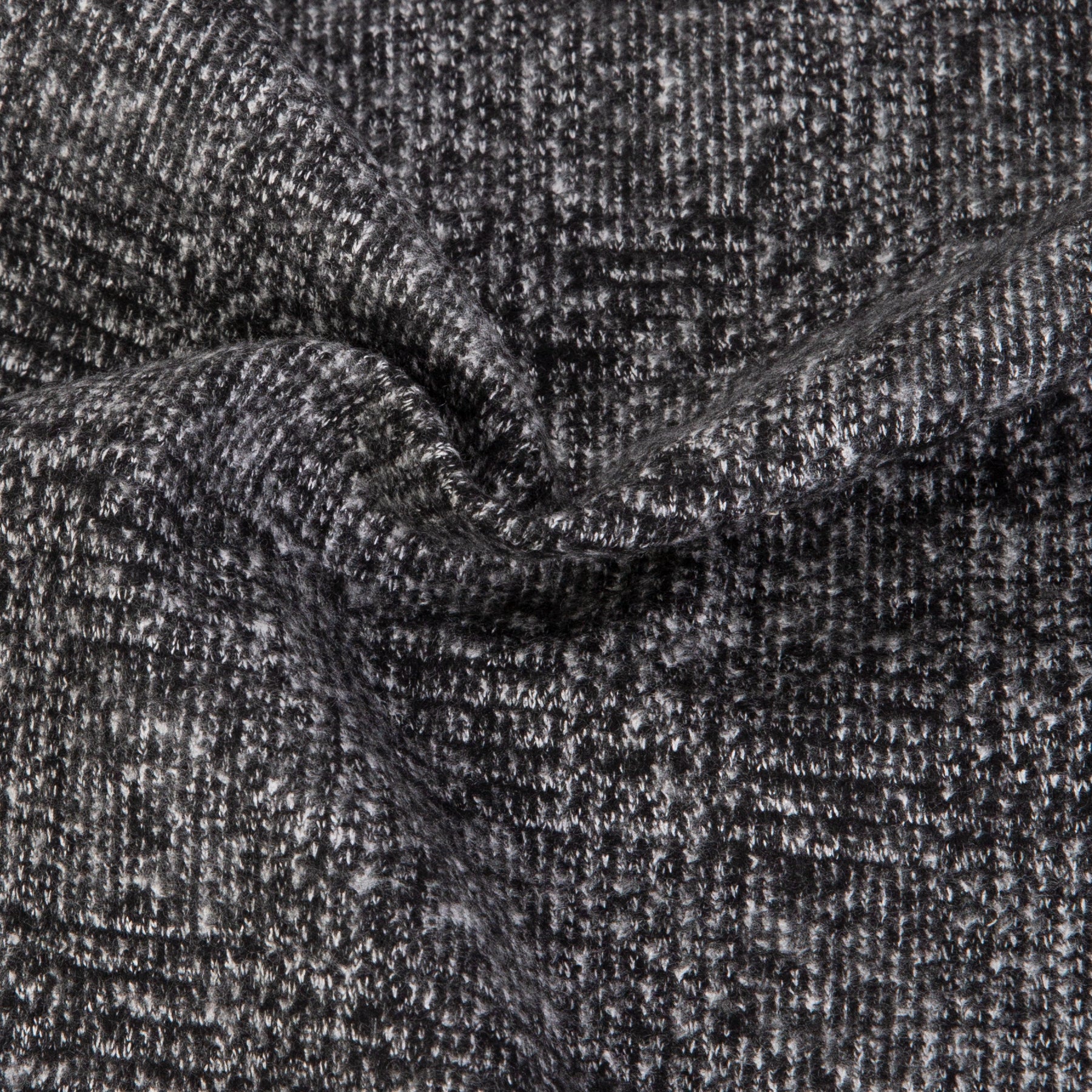 NOIR CHECKERED KNIT
