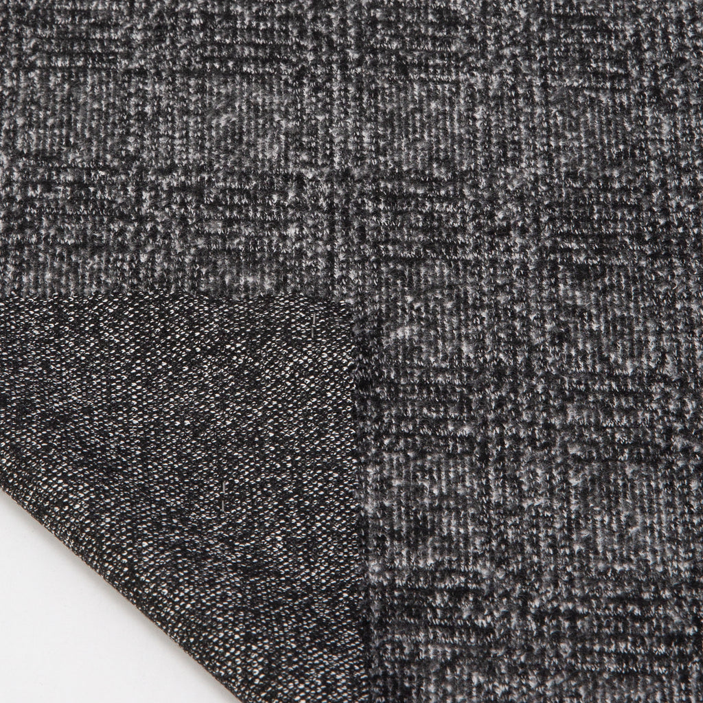 NOIR CHECKERED KNIT